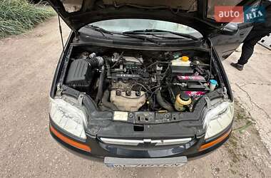 Седан Chevrolet Aveo 2005 в 