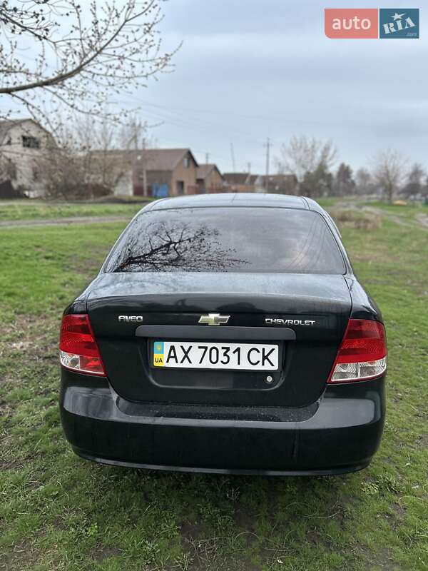 Седан Chevrolet Aveo 2005 в Харькове