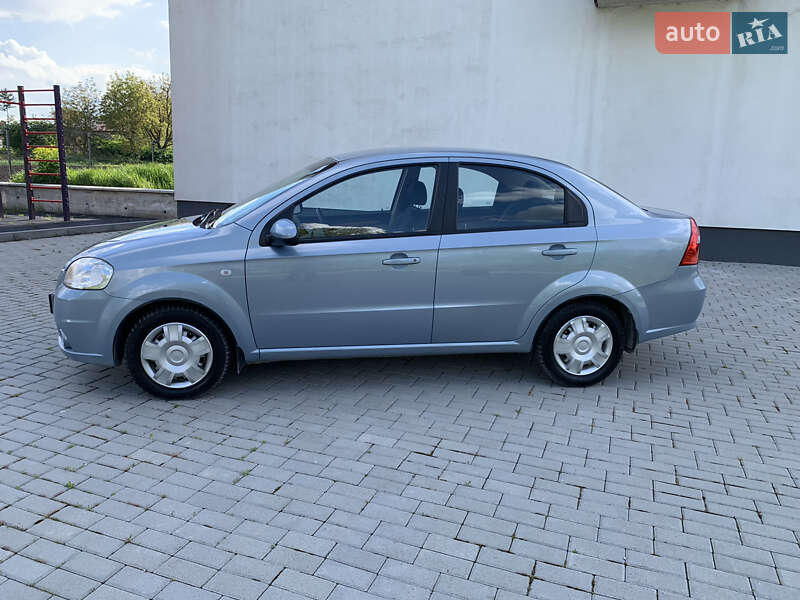 Седан Chevrolet Aveo 2007 в Тернополі