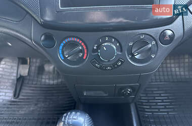 Седан Chevrolet Aveo 2007 в 
