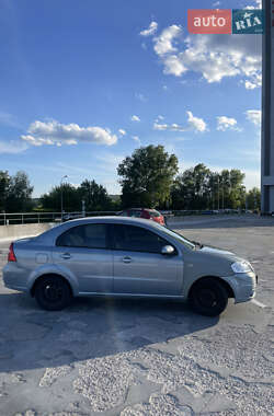 Седан Chevrolet Aveo 2008 в 