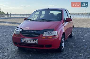 Седан Chevrolet Aveo 2005 в Днепре