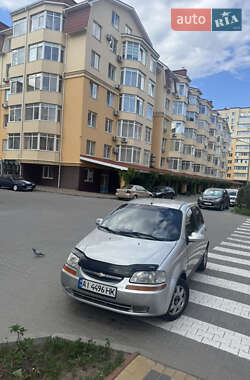 Хэтчбек Chevrolet Aveo 2005 в Киеве