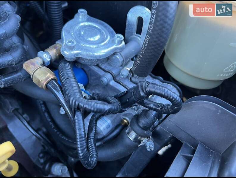 Хэтчбек Chevrolet Aveo 2008 в Кривом Роге фото 13 Хэтчбек Chevrolet Aveo 2008 в Кривом Роге