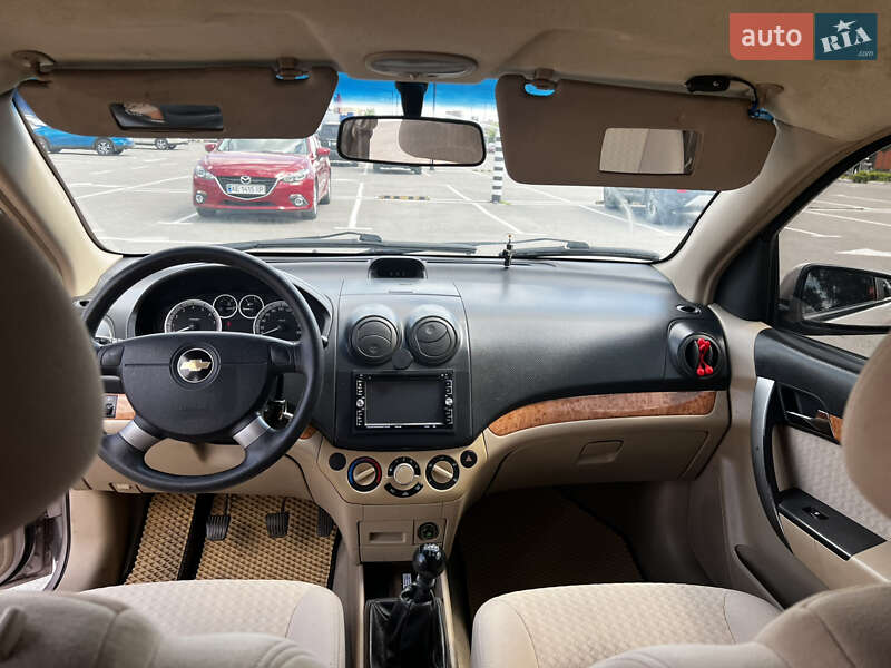Седан Chevrolet Aveo 2007 в Днепре