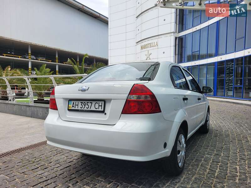 Седан Chevrolet Aveo 2007 в Одессе
