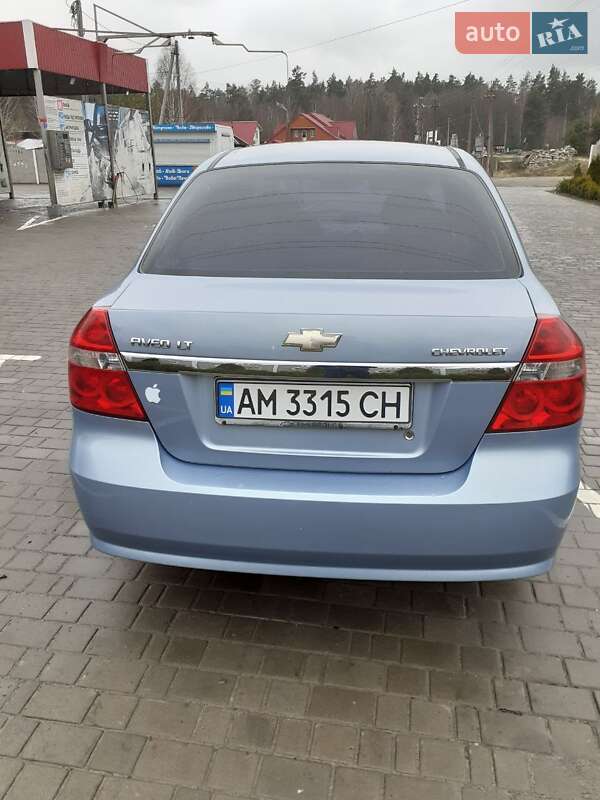 Седан Chevrolet Aveo 2008 в Олевську