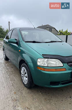 Седан Chevrolet Aveo 2004 в Сокирянах