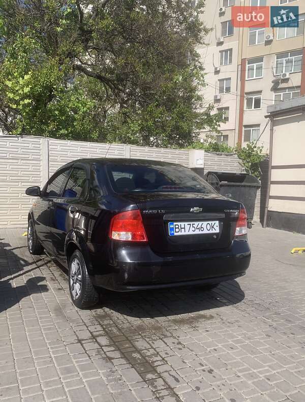 Седан Chevrolet Aveo 2005 в Одессе