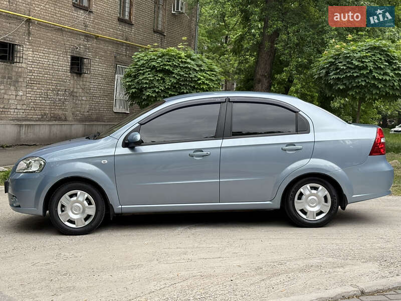 Седан Chevrolet Aveo 2008 в Запоріжжі