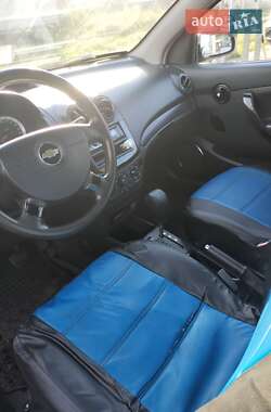 Хэтчбек Chevrolet Aveo 2008 в 