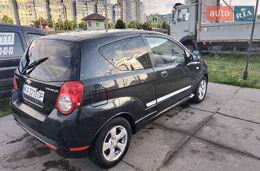 Хэтчбек Chevrolet Aveo 2008 в 