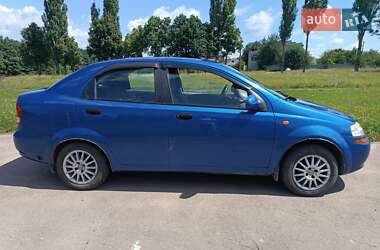 Седан Chevrolet Aveo 2005 в 