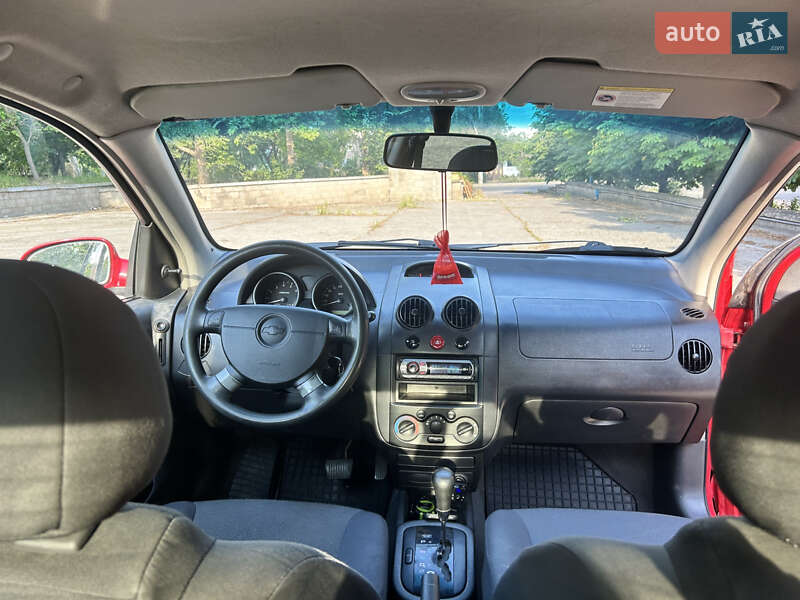 Седан Chevrolet Aveo 2006 в Миколаєві