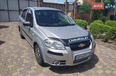 Седан Chevrolet Aveo 2011 в Житомире