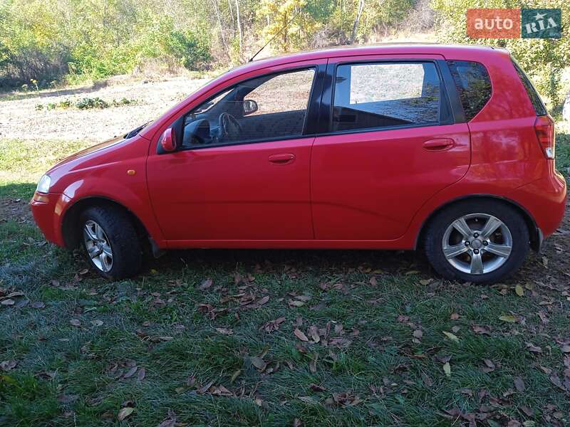 Хетчбек Chevrolet Aveo 2005 в Погребище
