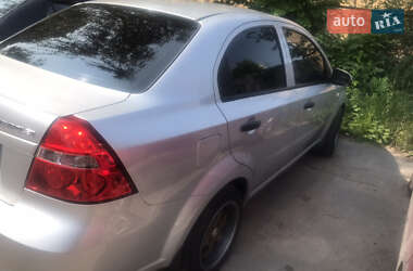 Седан Chevrolet Aveo 2010 в 