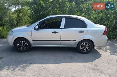 Седан Chevrolet Aveo 2008 в Дніпрі