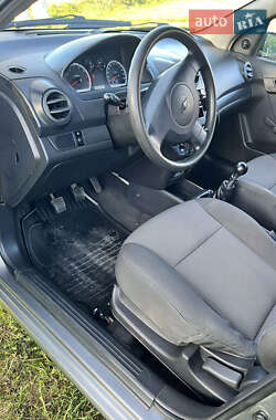 Седан Chevrolet Aveo 2011 в 