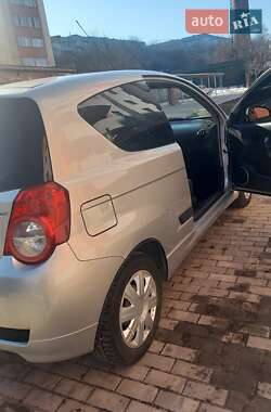 Хэтчбек Chevrolet Aveo 2008 в 