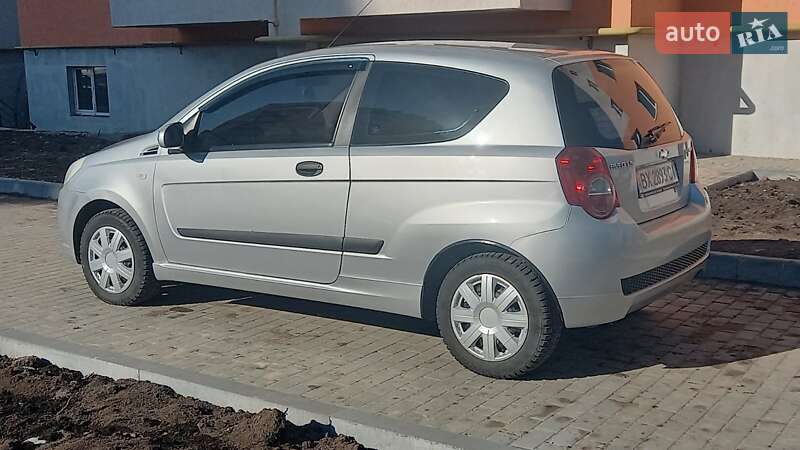 Хетчбек Chevrolet Aveo 2008 в Хмельницькому