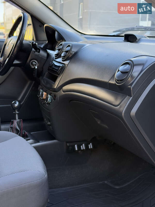 Седан Chevrolet Aveo 2007 в Ивано-Франковске