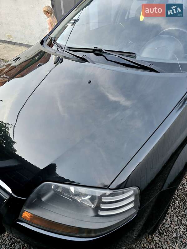 Хэтчбек Chevrolet Aveo 2006 в Харькове
