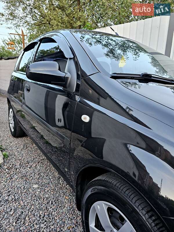 Хэтчбек Chevrolet Aveo 2006 в Харькове