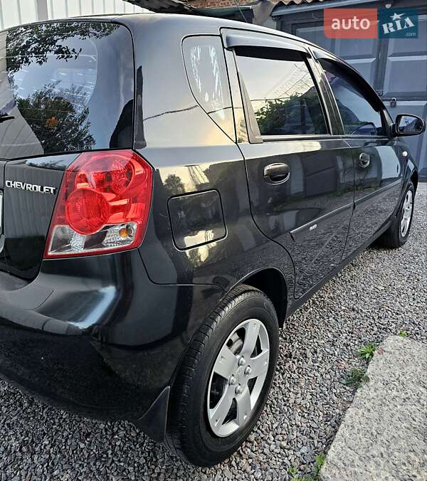 Хэтчбек Chevrolet Aveo 2006 в Харькове