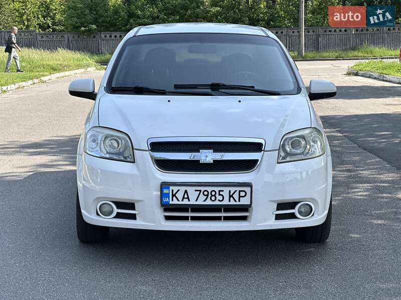 Седан Chevrolet Aveo 2007 в Киеве