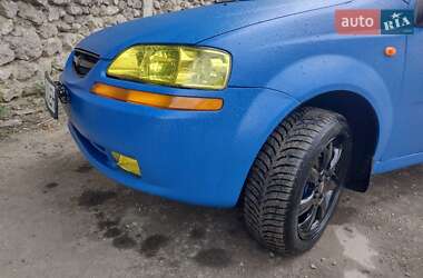 Седан Chevrolet Aveo 2004 в Бережанах