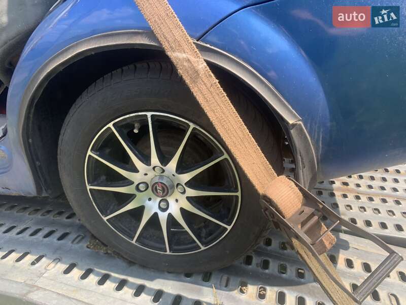 Седан Chevrolet Aveo 2004 в Києві