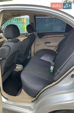 Седан Chevrolet Aveo 2008 в 