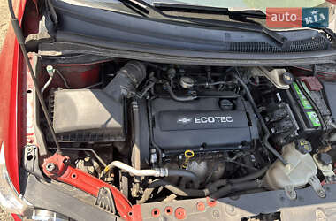 Хетчбек Chevrolet Aveo 2012 в 