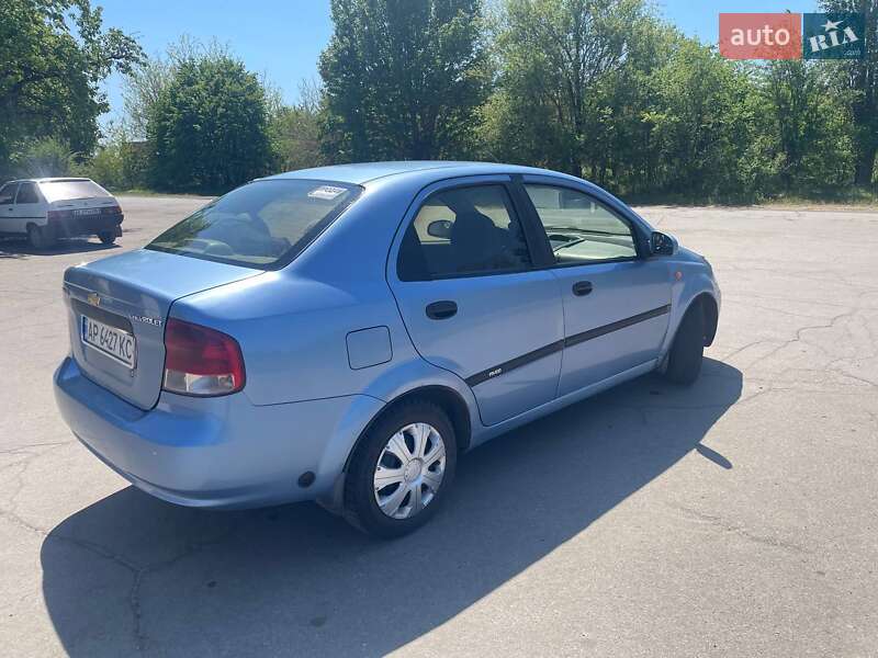 Седан Chevrolet Aveo 2005 в Покровском