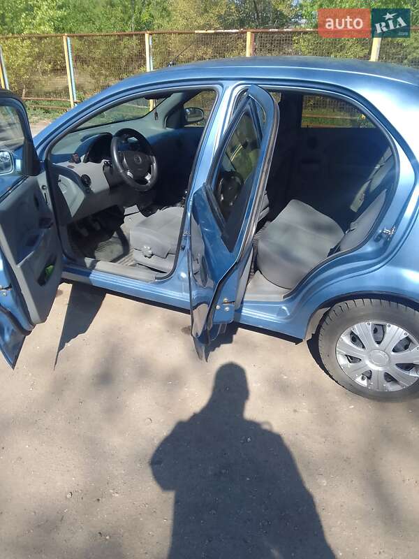 Седан Chevrolet Aveo 2005 в Покровском