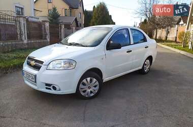 Седан Chevrolet Aveo 2008 в Києві