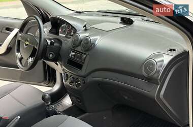 Седан Chevrolet Aveo 2011 в 