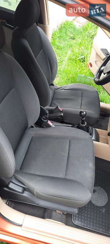 Седан Chevrolet Aveo 2008 в Василькове