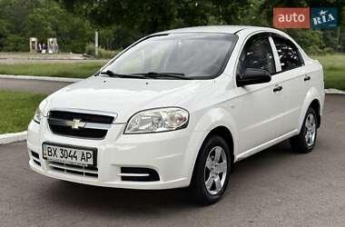 Седан Chevrolet Aveo 2008 в Ровно