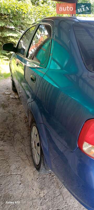 Седан Chevrolet Aveo 2005 в Львове