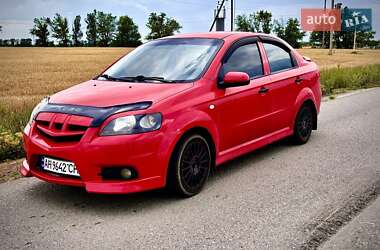 Седан Chevrolet Aveo 2007 в Дніпрі
