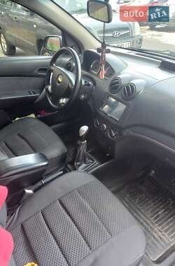 Седан Chevrolet Aveo 2006 в Киеве
