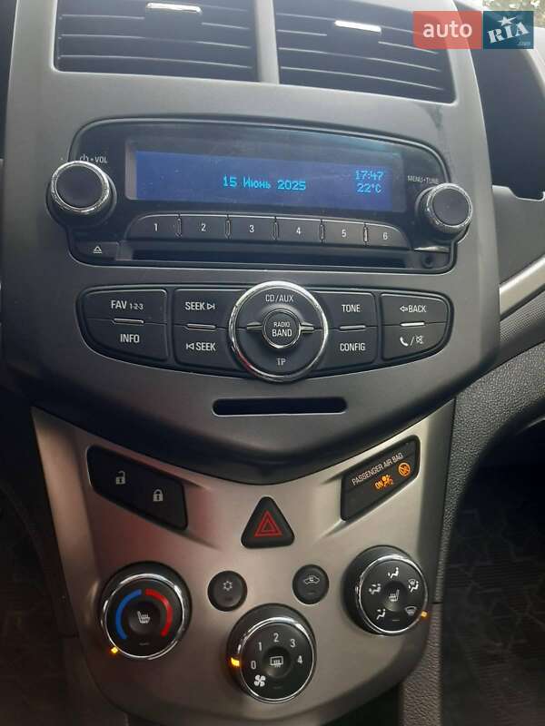 Седан Chevrolet Aveo 2013 в Новоукраїнці