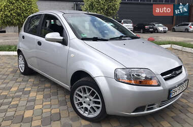 Хэтчбек Chevrolet Aveo 2008 в Луцке