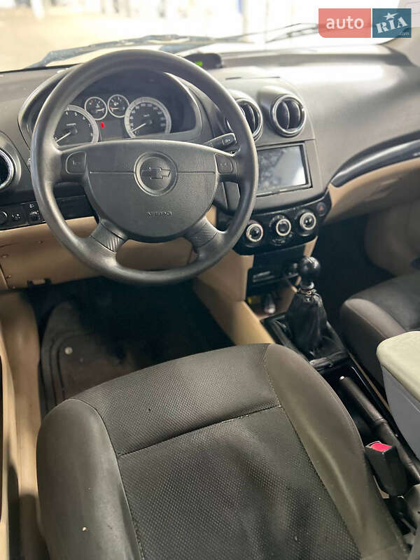 Седан Chevrolet Aveo 2008 в Запорожье