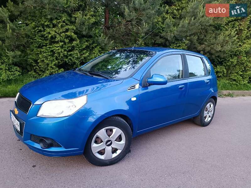 Хэтчбек Chevrolet Aveo 2008 в Ровно