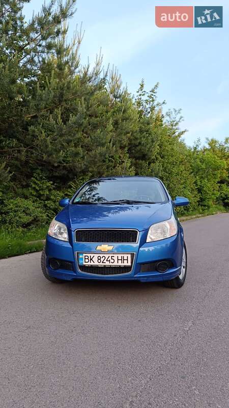 Хэтчбек Chevrolet Aveo 2008 в Ровно