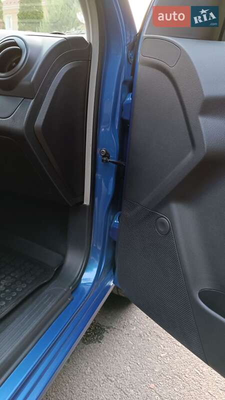 Хэтчбек Chevrolet Aveo 2008 в Ровно