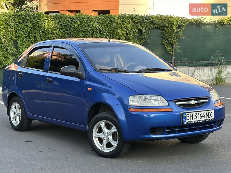 Седан Chevrolet Aveo 2004 в Одессе